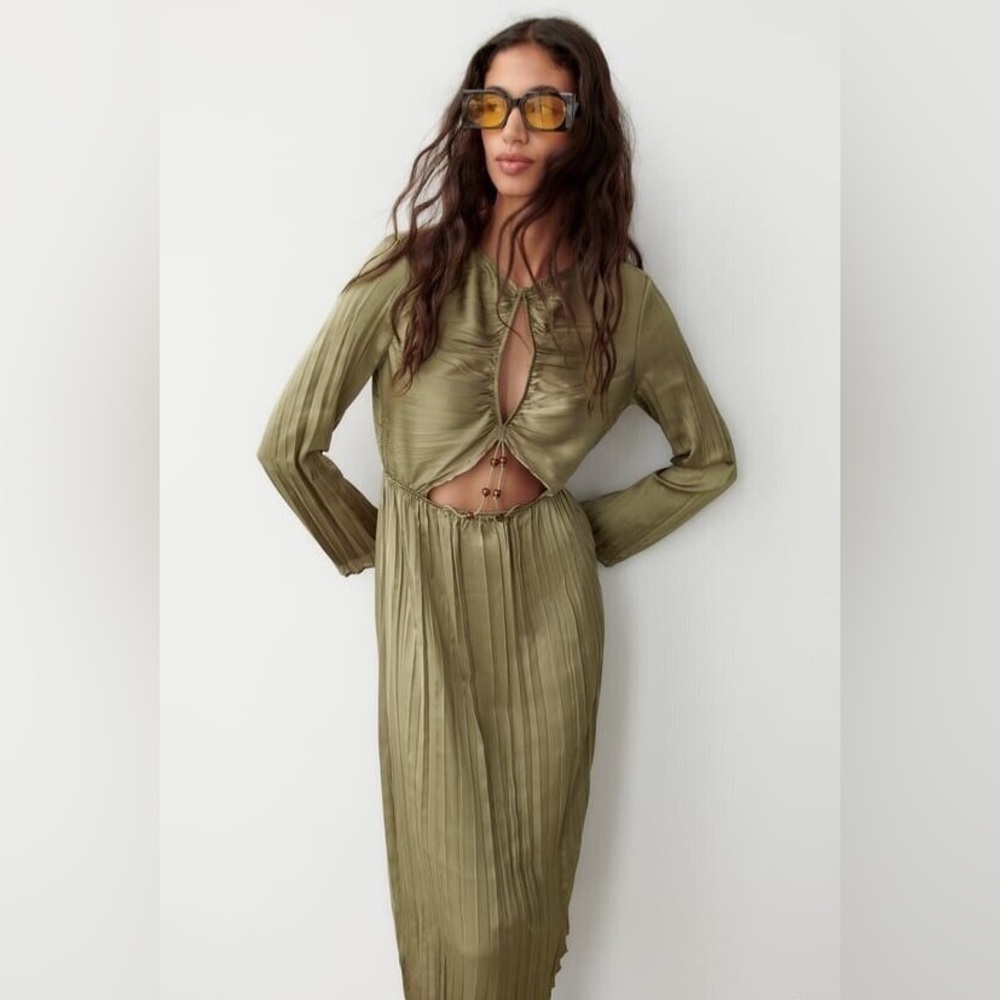 Zara New WRINKLE EFFECT CUT OUT DRESS